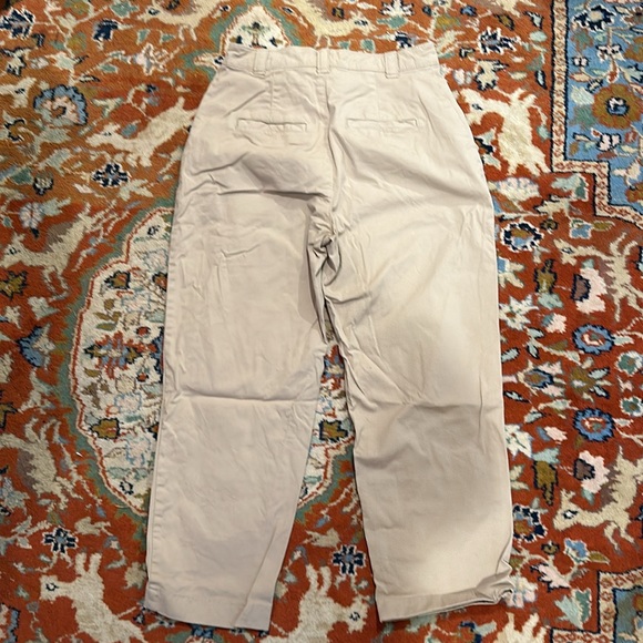Gap Khaki pants 🌸 3 for $25 - Picture 2 of 5